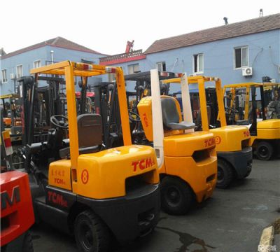 叉車駕駛員安全技術(shù)知識(shí) 叉車駕駛員安全技術(shù)知識(shí)